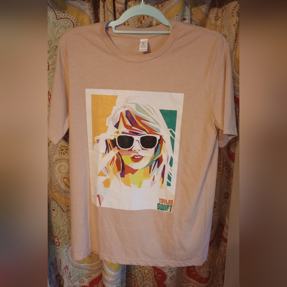 Taylor Swift shirt